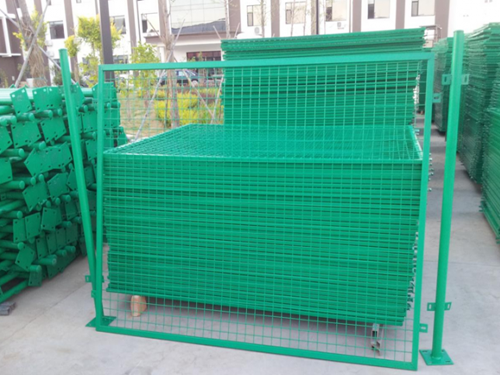 邊框護(hù)欄網(wǎng)3 邊框護(hù)欄網(wǎng)3